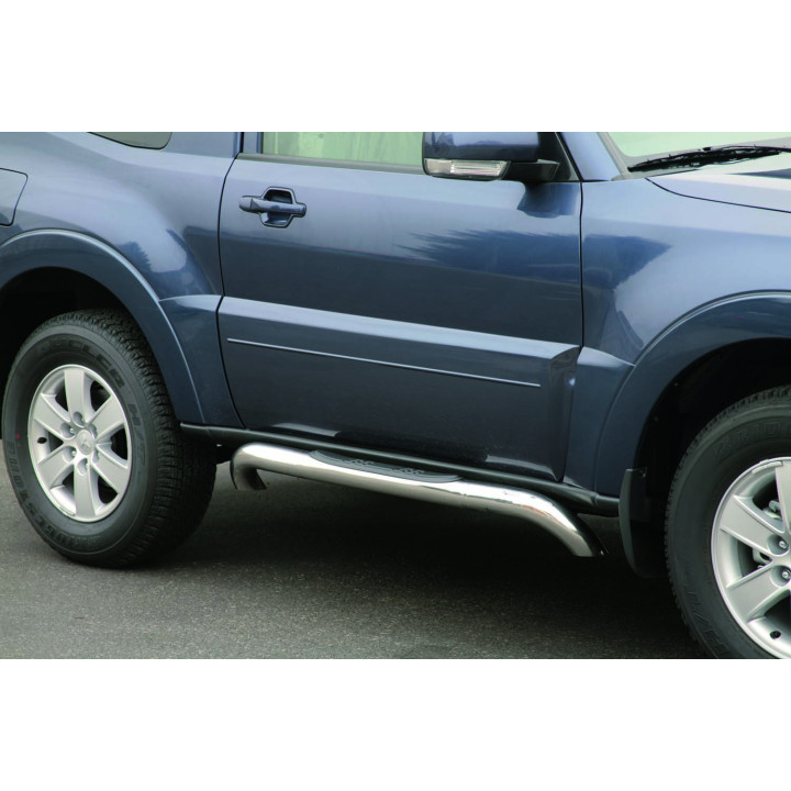 Stopnie boczne 2015 - Mitsubishi Pajero 3 dveře GPR/194