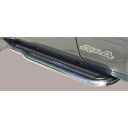 Stranske stopnice Nissan Terrano P/102